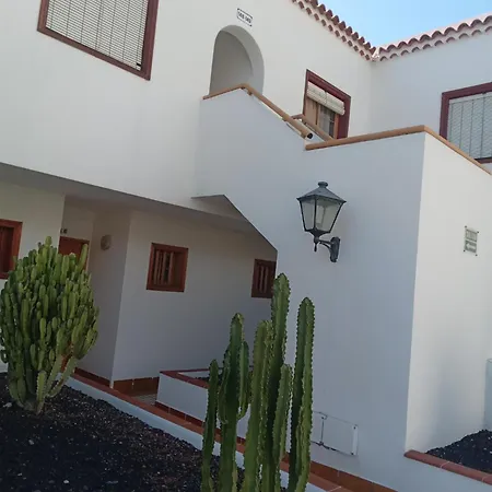 Club El Beril La Caleta アパート *